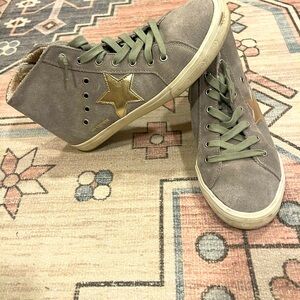 Vintage Havana*gray hightop sneakers tennis shoes* Womens size 9